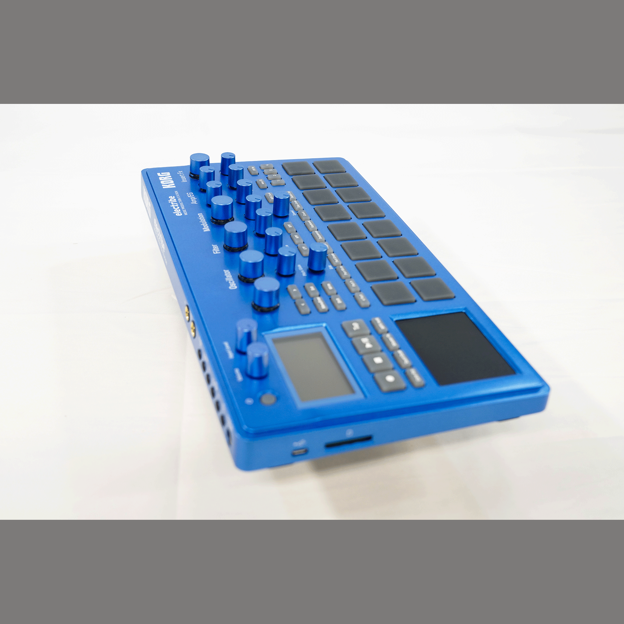 KORG 全てのノブが同色のショップオリジナル【electribe】