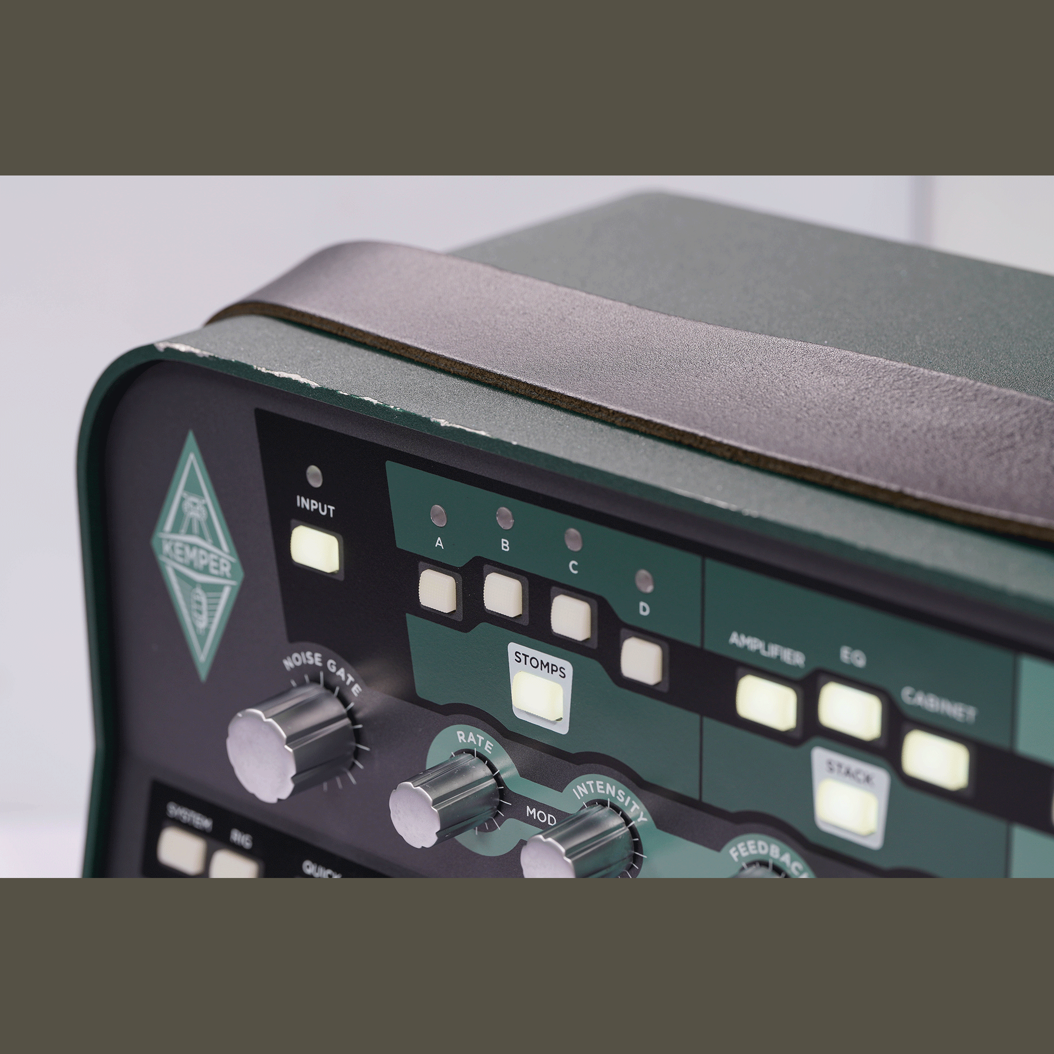 KEMPER　LIVEやStudioで大活躍！【KEMPER Profiler HD BK+KEMPER REMOTE】
