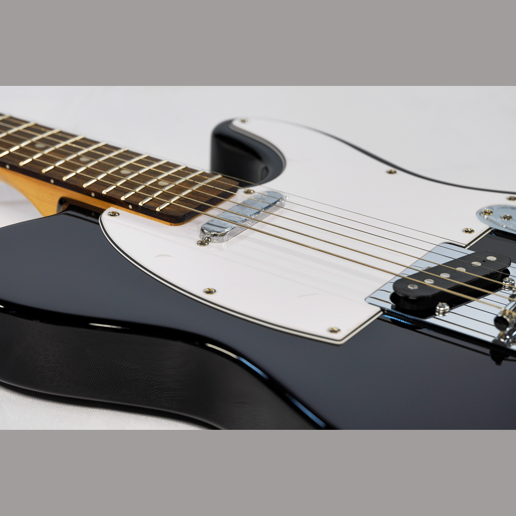 EKO シンプル・風格漂うテレキャスモデル【EKO TL 300 BLACK】