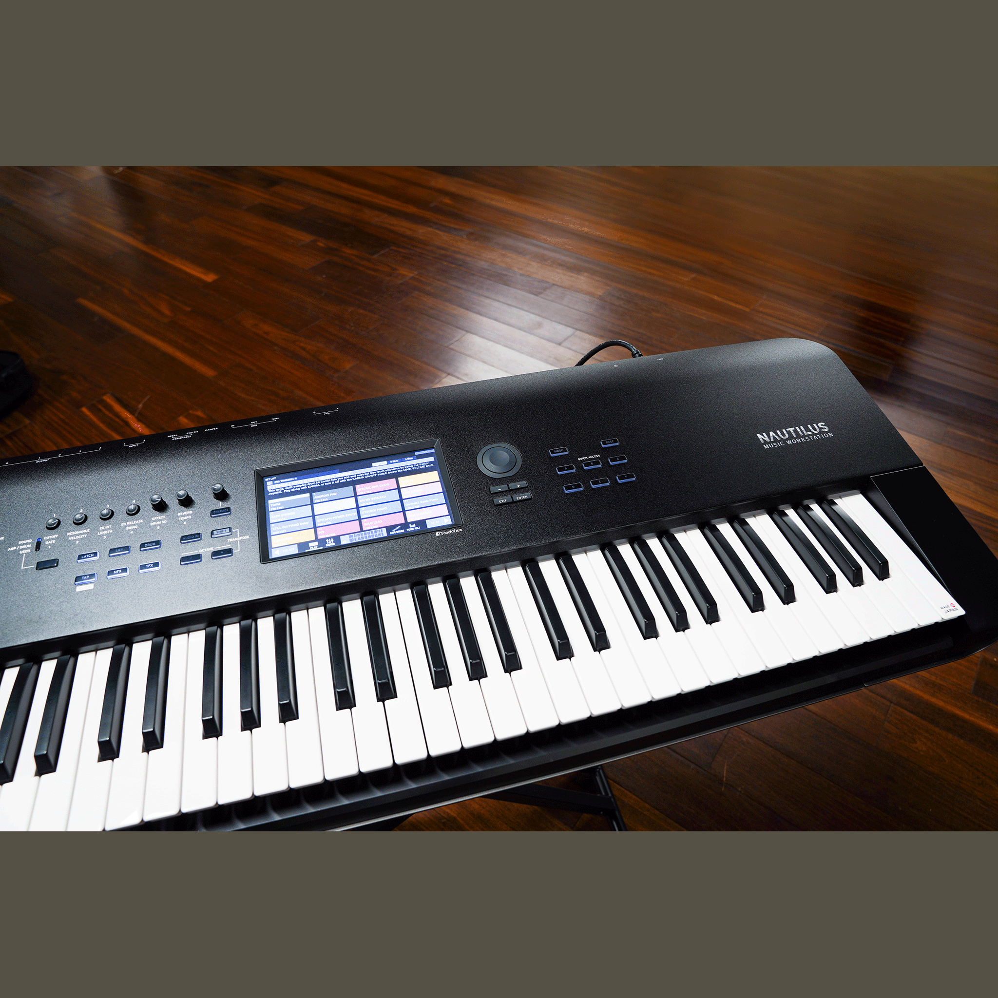 KORG ミュージックワークステーション【NAUTILUS-61】
