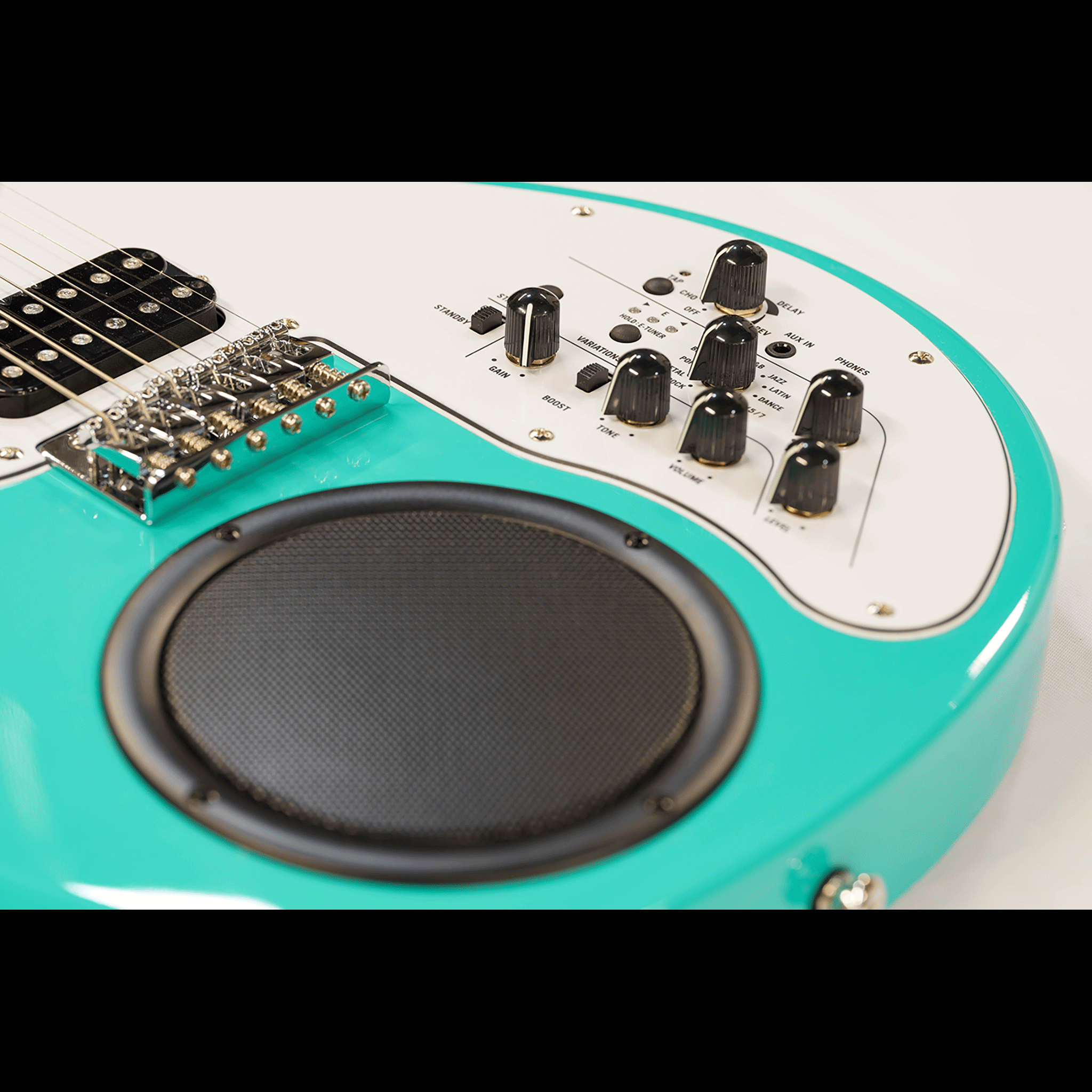 VOX アンプ内蔵トラベルギターの第二弾！【VOX APC-2AG】