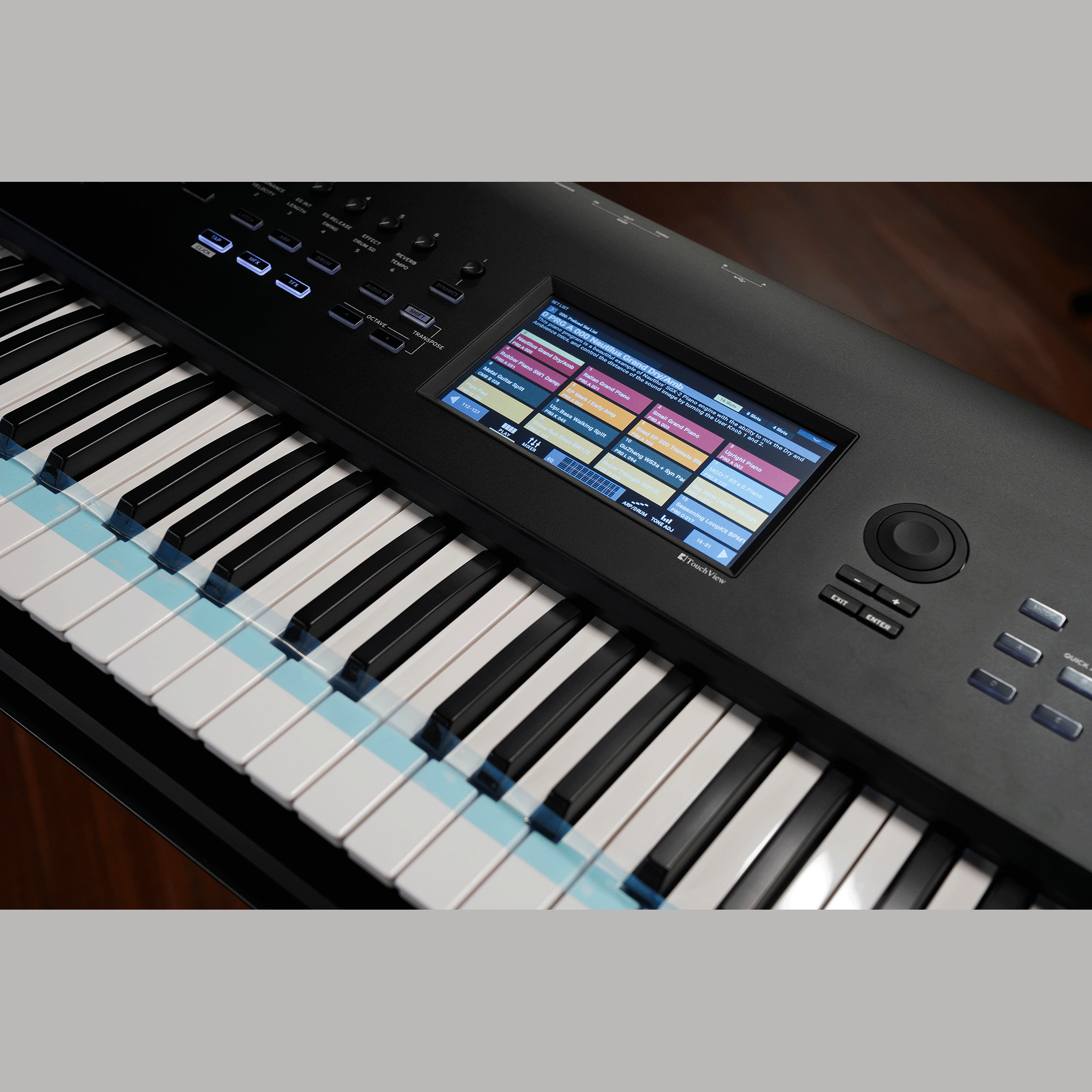 KORG ミュージック・ワークステーション 【NAUTILUS】