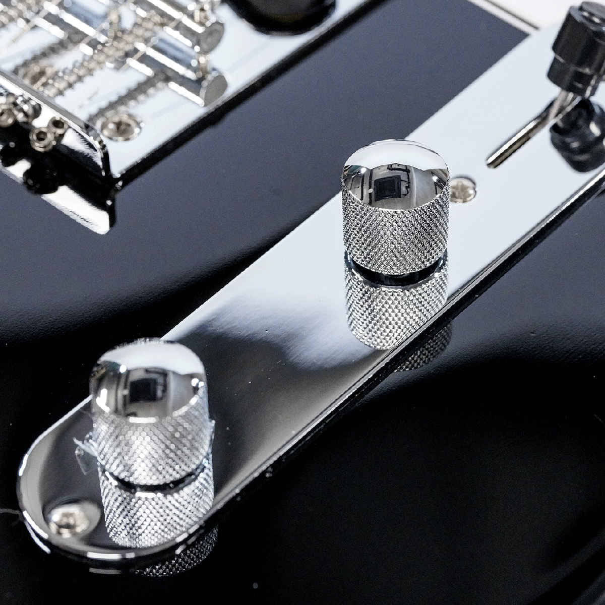 EKO シンプル・風格漂うテレキャスモデル【EKO TL 300 BLACK】