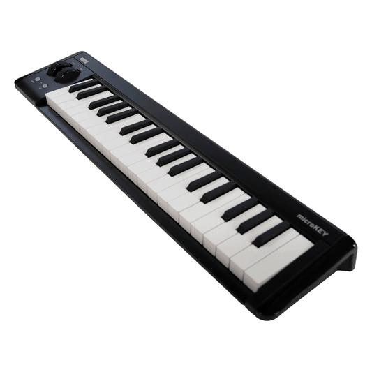 KORG DTMの定番USB-MIDIキーボード【microKEY2 37】