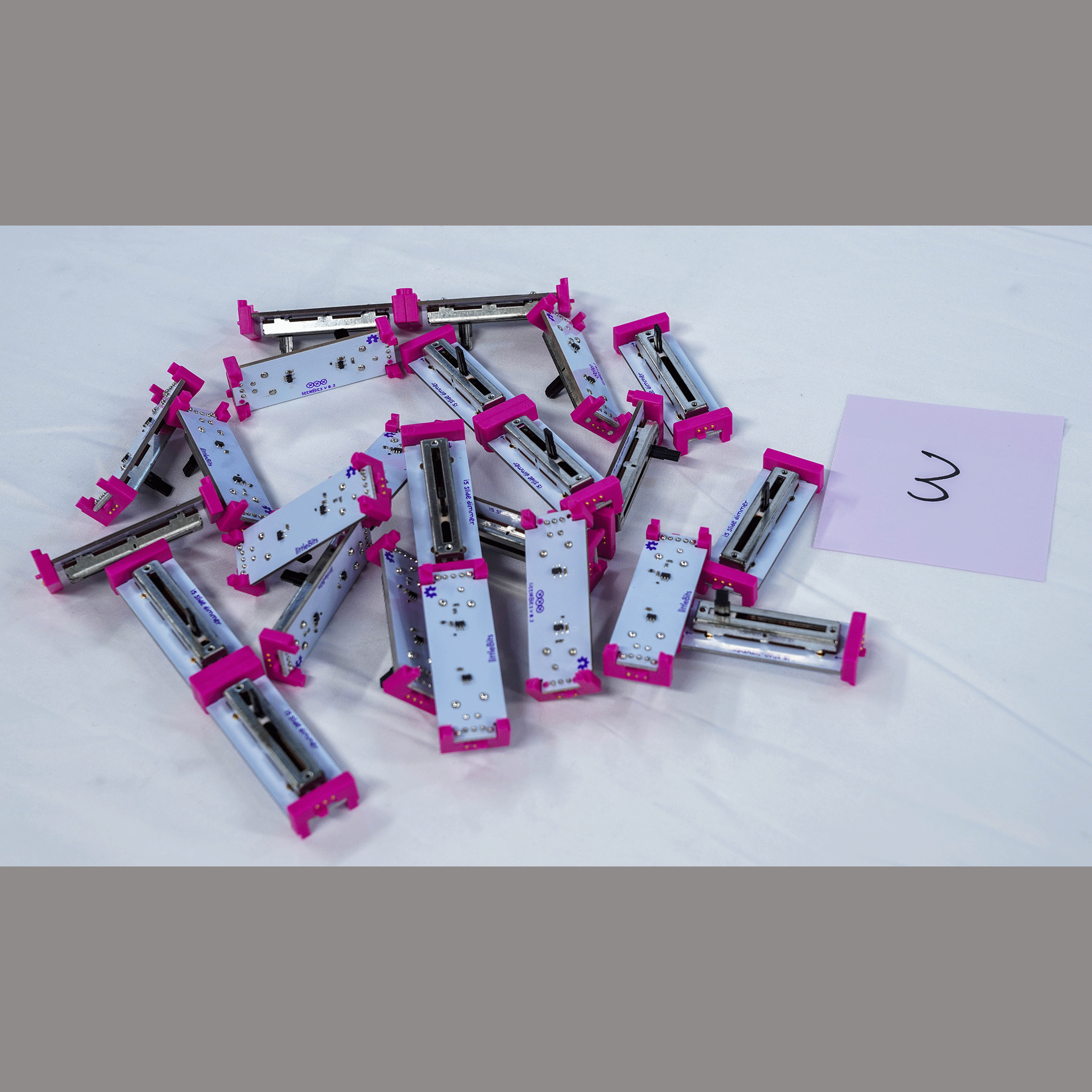 最終プライス！littleBits 電子工作キット＊研修用備品＊ジャンク 【LB-SET2】